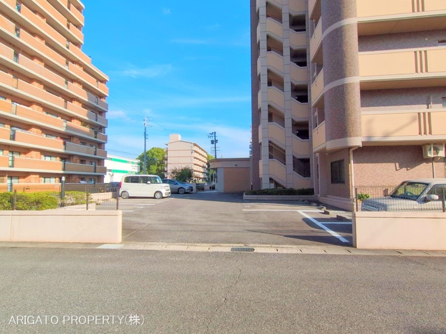 愛知県安城市東栄町６丁目のマンション『スペクトル東栄』外観写真 2025年10月28日撮影