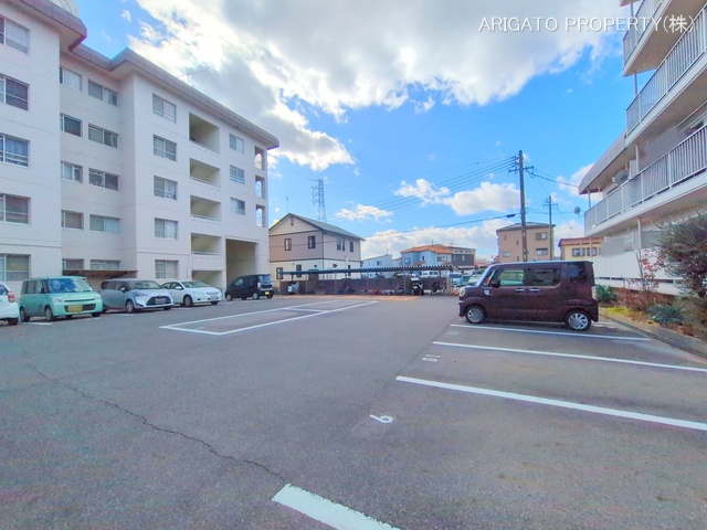 愛知県岡崎市橋目町字割塚のマンション『アーバンポール橋目』外観写真 2025年12月14日撮影