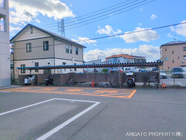 愛知県岡崎市橋目町字割塚のマンション『アーバンポール橋目』外観写真 2025年12月14日撮影