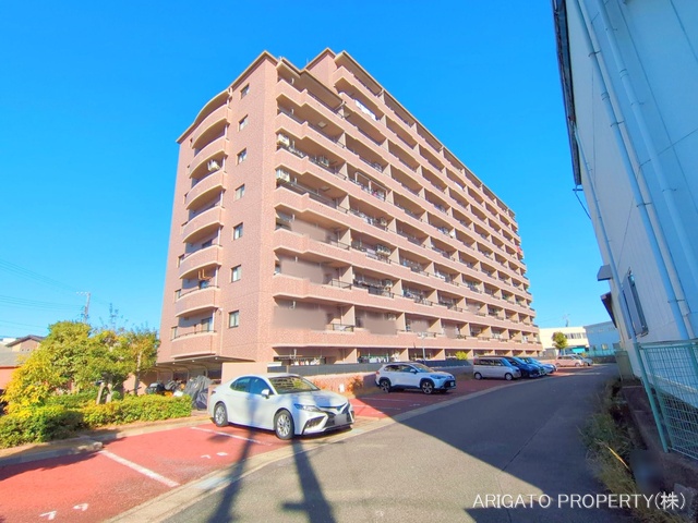 愛知県刈谷市一色町３丁目のマンション『レインボー刈谷』外観写真 2025年12月14日撮影