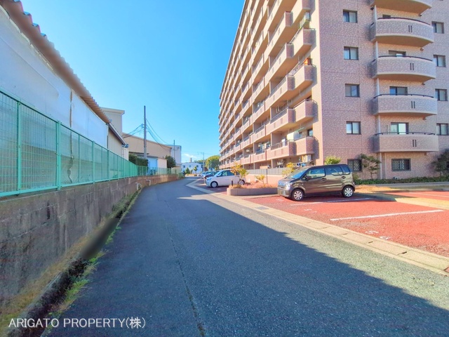 愛知県刈谷市一色町３丁目のマンション『レインボー刈谷』外観写真 2025年12月14日撮影