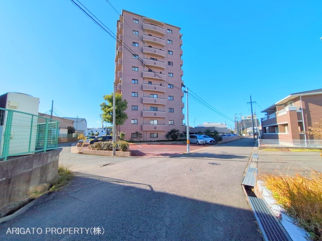 愛知県刈谷市一色町３丁目のマンション『レインボー刈谷』外観写真 2025年12月14日撮影