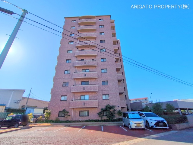 愛知県刈谷市一色町３丁目のマンション『レインボー刈谷』外観写真 2025年12月14日撮影
