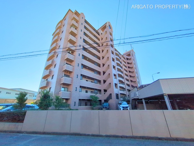 愛知県刈谷市一色町３丁目のマンション『レインボー刈谷』外観写真 2025年12月14日撮影