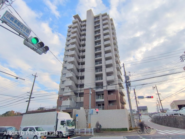 愛知県豊田市小坂本町５丁目のマンション『グランスイート豊田』外観写真 2025年12月16日撮影