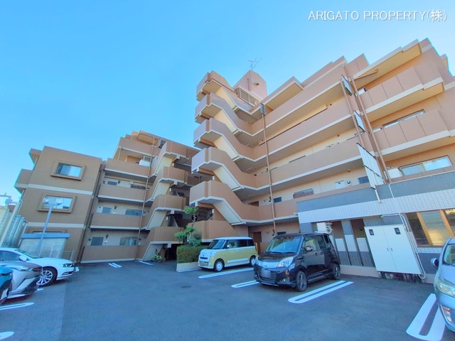 愛知県岡崎市橋目町字竹之内のマンション『リバブル橋目』外観写真 2025年12月21日撮影