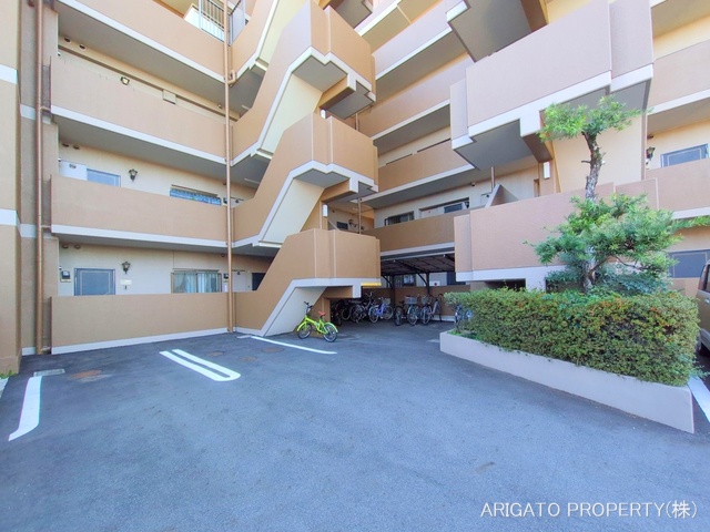 愛知県岡崎市橋目町字竹之内のマンション『リバブル橋目』外観写真 2025年12月21日撮影