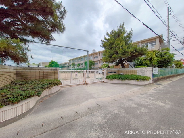 岡崎市立矢作北小学校　距離70m