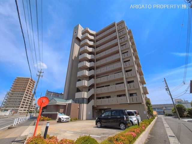 愛知県安城市二本木町長根のマンション『グローリアス三河安城西』外観写真 2026年5月25日撮影