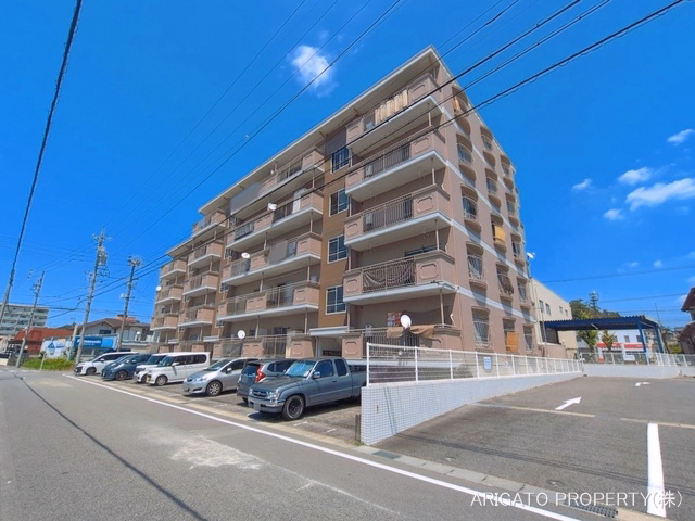 中古マンション サンポール明大寺 外観