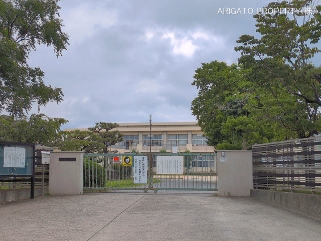 岡崎市立六名小学校