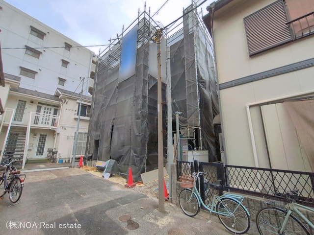 埼玉県川口市南鳩ヶ谷４丁目の新築戸建てシート写真 2026年3月30日撮影