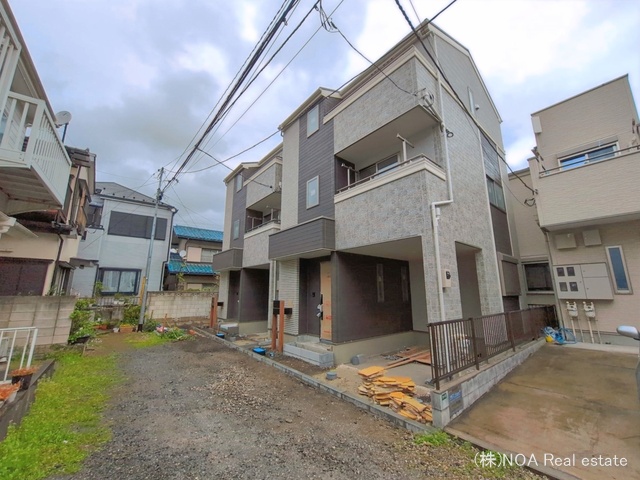 埼玉県川口市本町1丁目の新築戸建て外構写真 2026年3月30日撮影