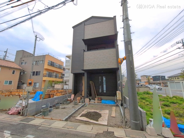 埼玉県川口市鳩ヶ谷緑町２丁目の新築戸建て外構写真 2026年4月6日撮影