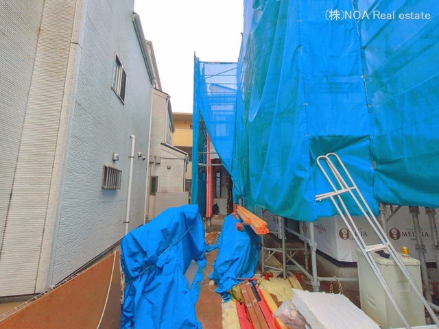 埼玉県川口市原町の新築戸建てシート写真 2026年4月1日撮影