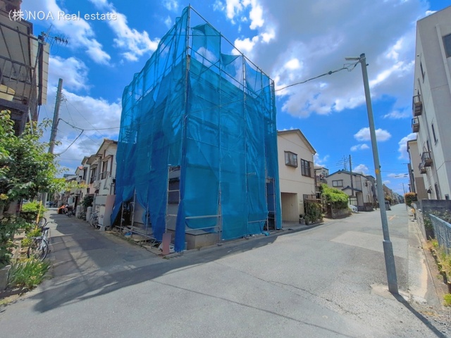 埼玉県川口市芝１丁目の新築戸建てシート写真 2026年5月10日撮影