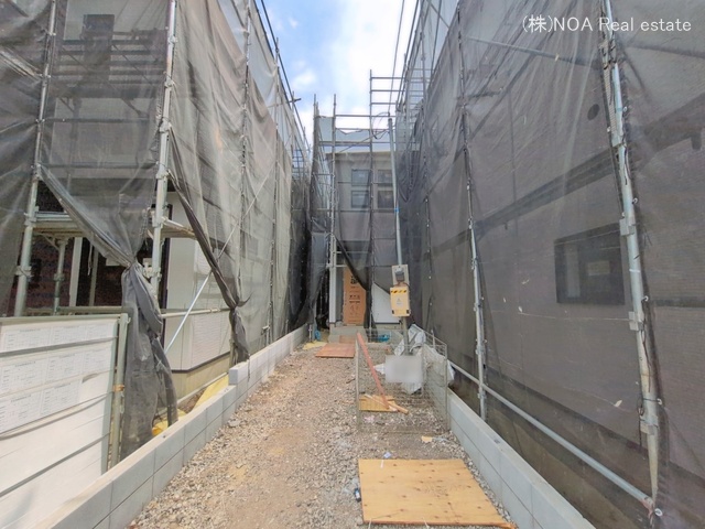 埼玉県川口市赤井３丁目の新築戸建てシート写真 2026年4月21日撮影