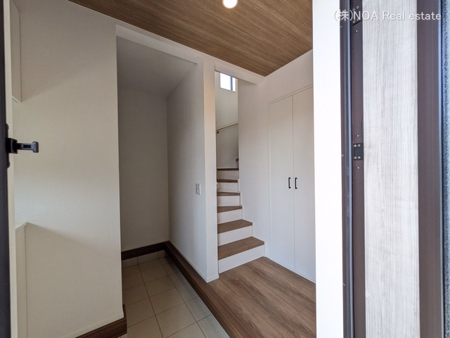 川口市赤井3丁目(戸建)04 玄関