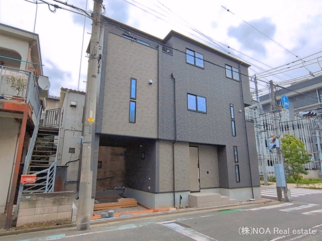 埼玉県川口市青木２丁目の新築戸建て外構写真 2026年7月5日撮影