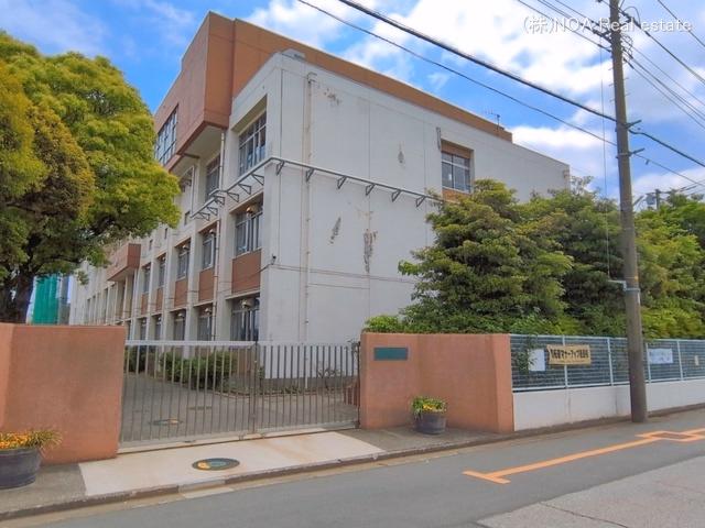 川口市立領家中学校
