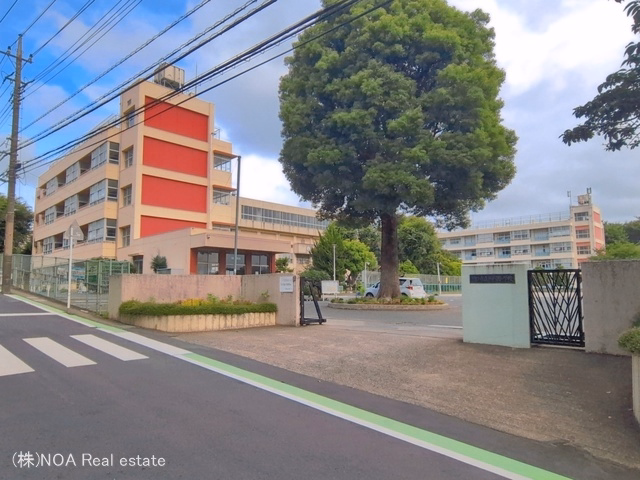 川口市立戸塚小学校