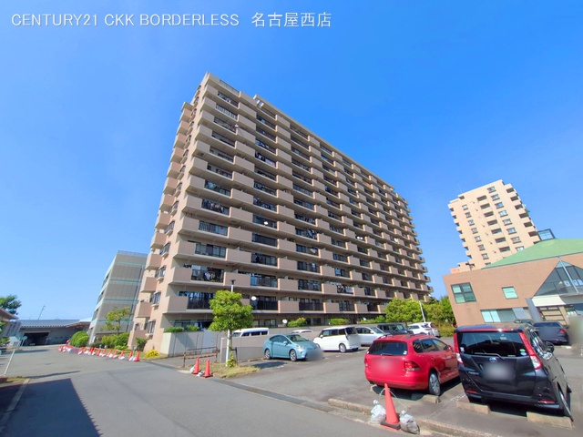 愛知県海部郡蟹江町本町５丁目のマンション『ライオンズマンションニューシティ蟹江二番館』外観写真 2025年6月3日撮影