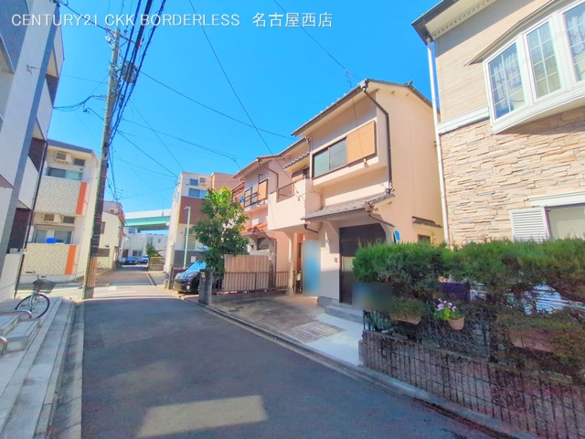 愛知県名古屋市中川区百船町の中古戸建て完成写真 2025年10月8日撮影