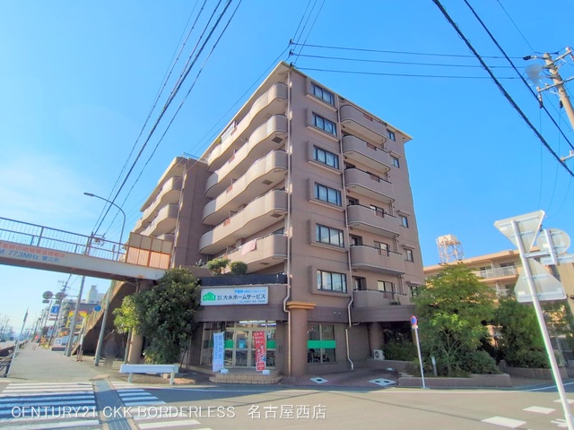 愛知県海部郡蟹江町富吉4丁目のマンション『ライオンズマンション富吉』外観写真 2025年10月29日撮影