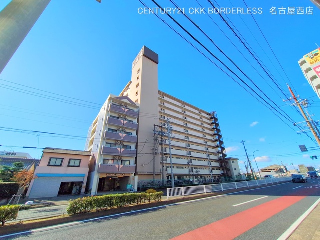 愛知県名古屋市港区津金２丁目のマンション『ニューコーポ東海橋』外観写真 2024年11月17日撮影