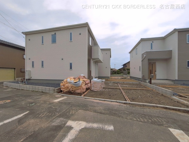愛知県津島市宇治町字茶ノ里の新築戸建て外構写真 2026年4月20日撮影