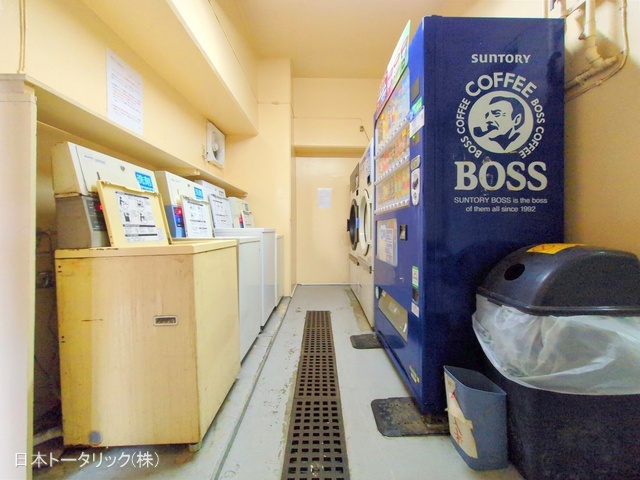 東京都新宿区西新宿3丁目のマンション『西新宿ダイヤモンドパレス』外観写真 2025年6月16日撮影