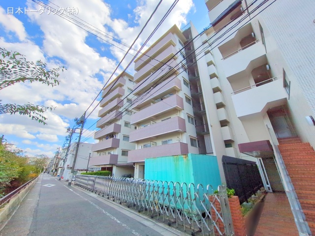 東京都豊島区池袋本町3丁目のマンション『池袋第2ヒルハイム』外観写真 2025年9月23日撮影