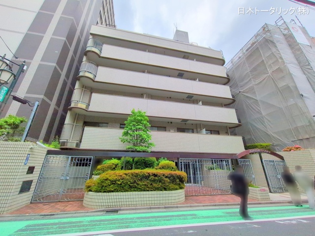 東京都新宿区百人町2丁目のマンション『アゼリアコート(新大久保)』外観写真 2025年6月1日撮影