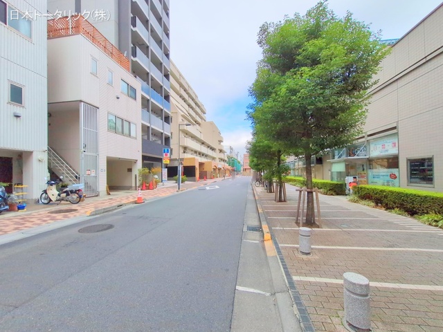 東京都新宿区新宿5丁目のマンション『藤和新宿番衆町コープ』外観写真 2025年10月14日撮影