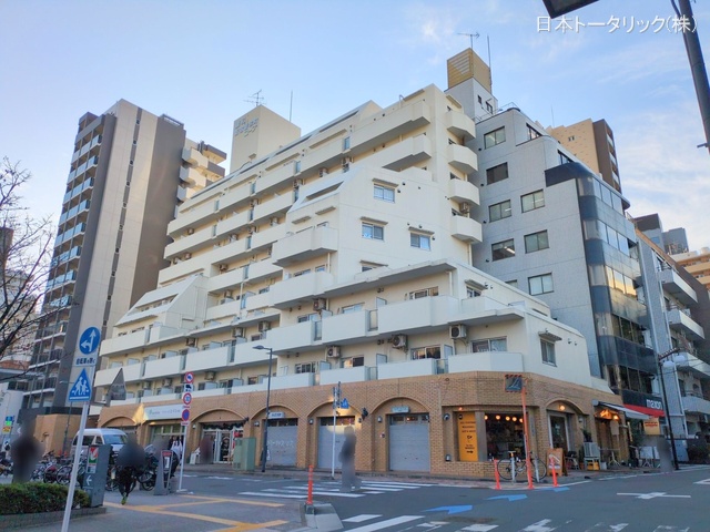 東京都新宿区新宿5丁目のマンション『藤和新宿番衆町コープ』外観写真 2025年12月7日撮影