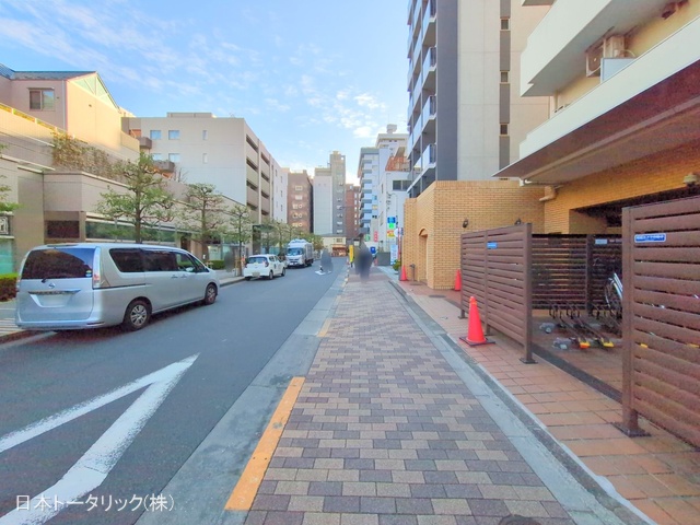 東京都新宿区新宿5丁目のマンション『藤和新宿番衆町コープ』外観写真 2025年12月7日撮影