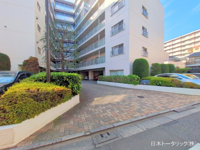 東京都豊島区高田2丁目のマンション『目白ガーデニア』外観写真 2025年11月20日撮影