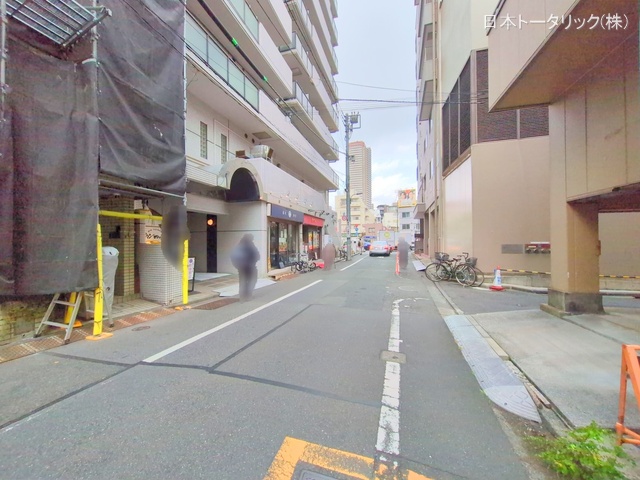 東京都新宿区住吉町のマンション『ウイン四ツ谷』外観写真 2025年12月1日撮影