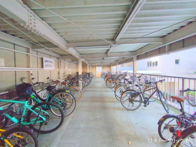 東京都新宿区新小川町のマンション『飯田橋第2パークファミリア』外観写真 2024年12月5日撮影