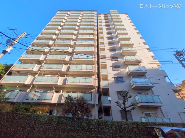 東京都新宿区新小川町のマンション『飯田橋第2パークファミリア』外観写真 2024年12月5日撮影