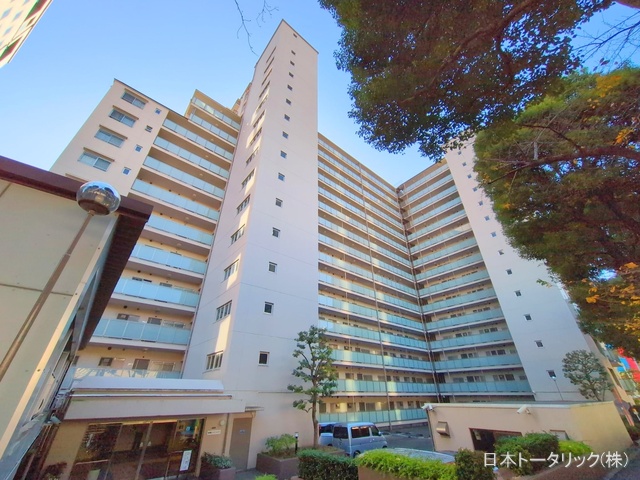 東京都新宿区新小川町のマンション『飯田橋第2パークファミリア』外観写真 2024年12月5日撮影