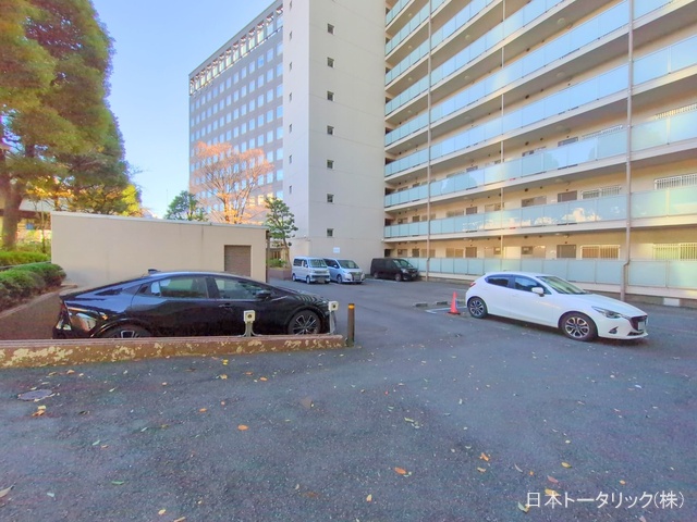 東京都新宿区新小川町のマンション『飯田橋第2パークファミリア』外観写真 2024年12月5日撮影