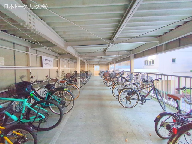 東京都新宿区新小川町のマンション『飯田橋第2パークファミリア』外観写真 2024年12月5日撮影