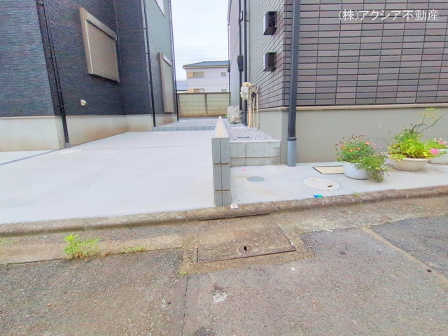 東京都府中市西府町5丁目の新築戸建て完成写真 2025年6月12日撮影