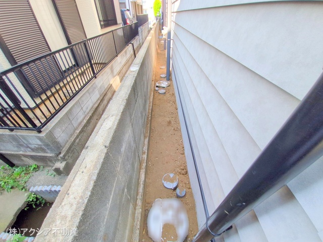 東京都府中市四谷1丁目の新築戸建て外構写真 2025年8月3日撮影
