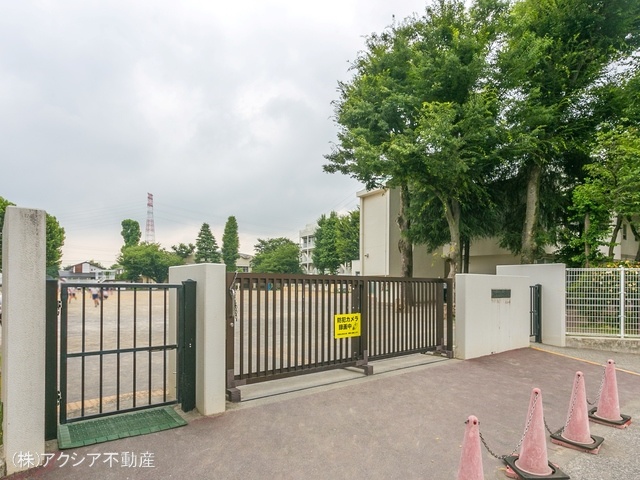府中市立本宿小学校 距離1500m