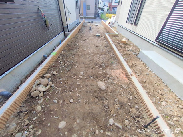 東京都府中市四谷4丁目の新築戸建て外構写真 2025年9月24日撮影