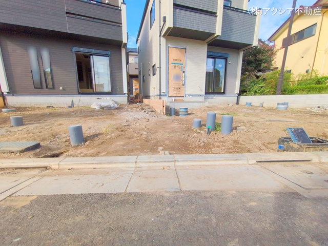 東京都府中市四谷4丁目の新築戸建て外構写真 2025年9月24日撮影