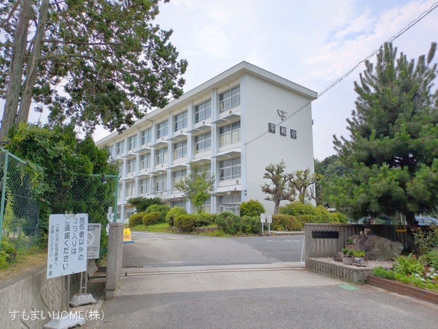 豊田市立平和小学校　距離720m