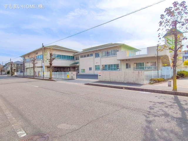 二本木保育園　距離880m